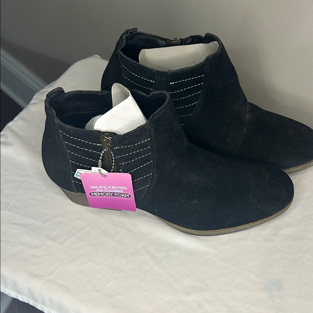 Skechers Black Ankle Boots with Zipper